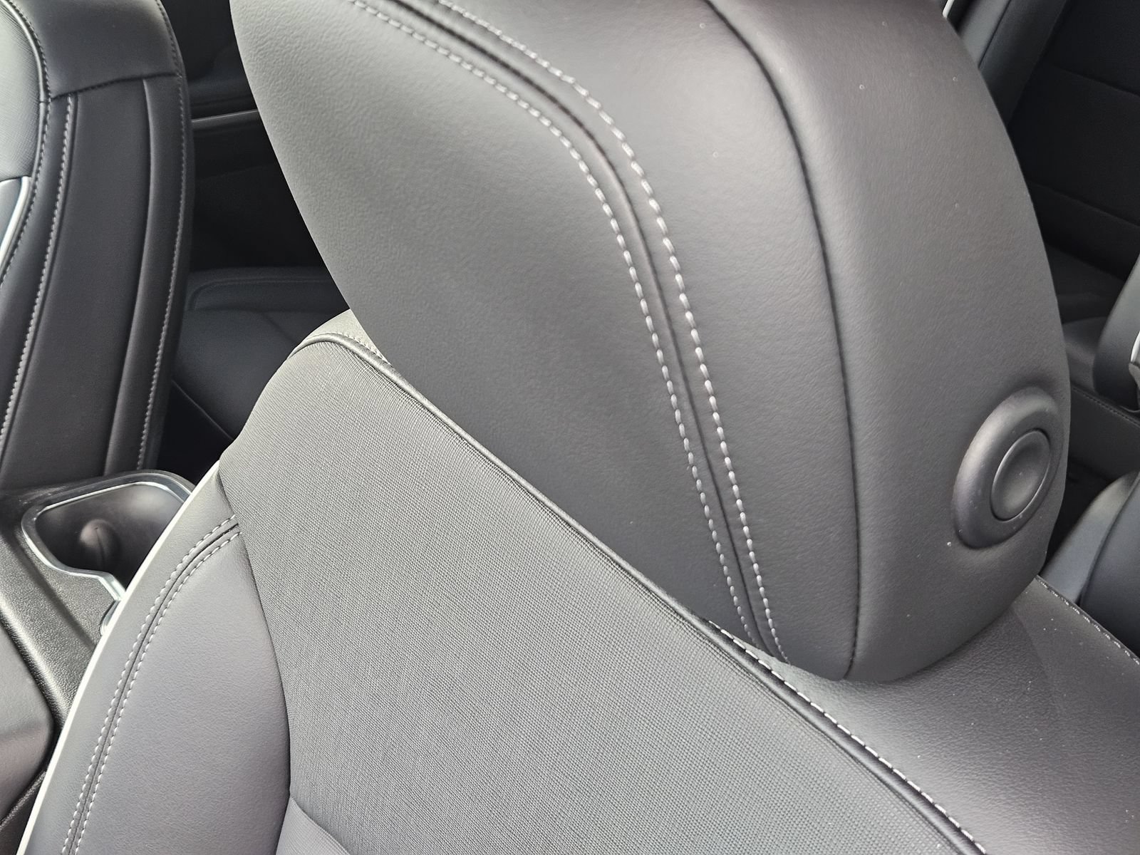Certified 2026 Buick Enclave Preferred FWD image 20
