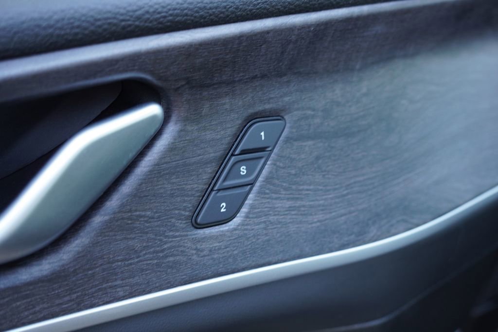 Used 2023 Jeep Grand Cherokee 30th Anniversary image 24