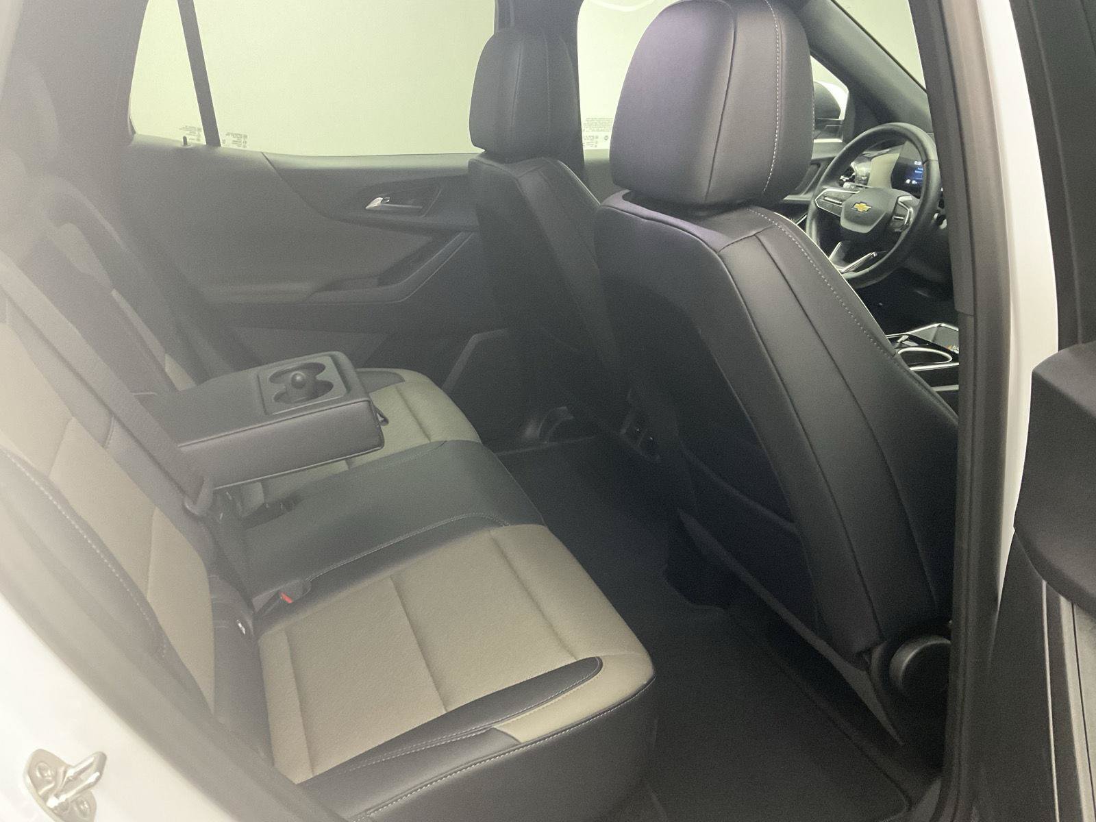 Certified 2025 Chevrolet Equinox LT w/ Convenience Package II FWD image 27