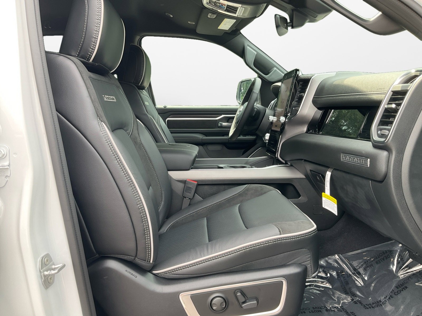 New 2026 RAM 1500 Laramie w/ Night Edition image 15