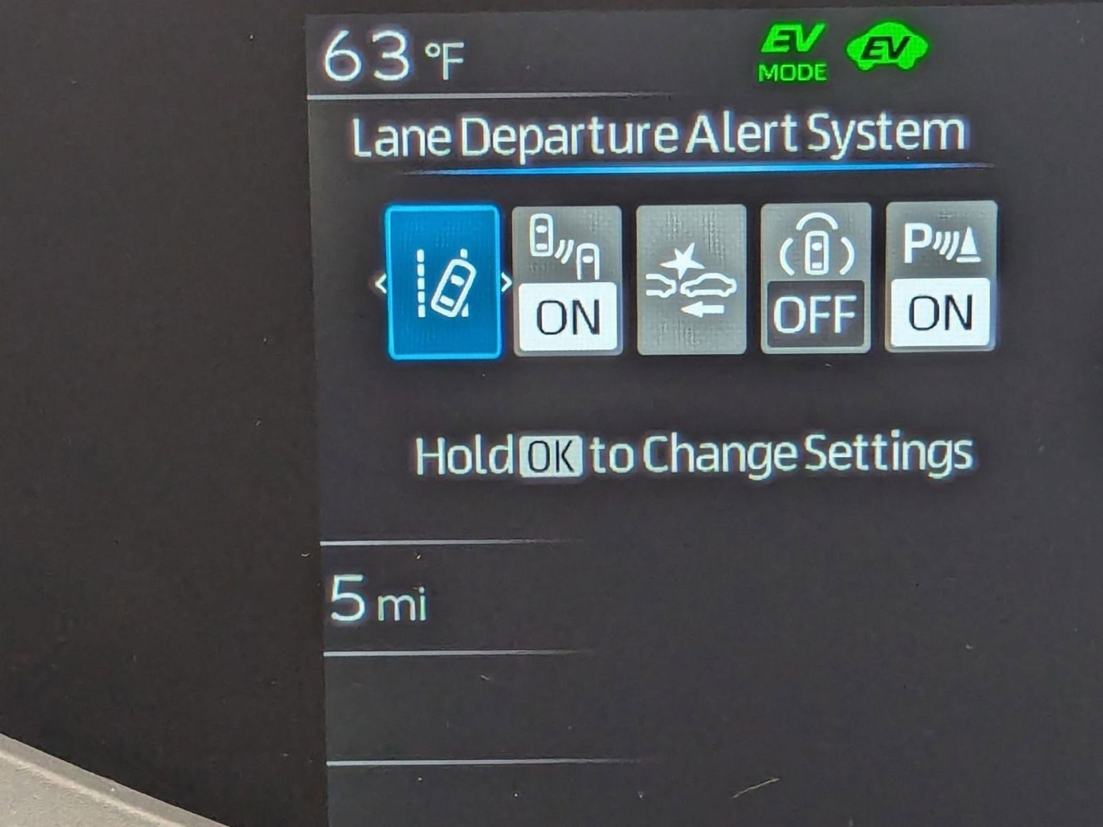 New 2026 Toyota Prius Plug-In Hybrid image 23