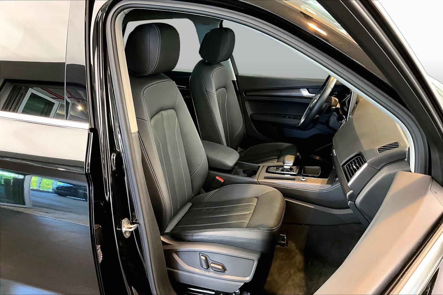 Used 2024 Audi Q5 2.0T Premium Plus AWD/4WD image 9