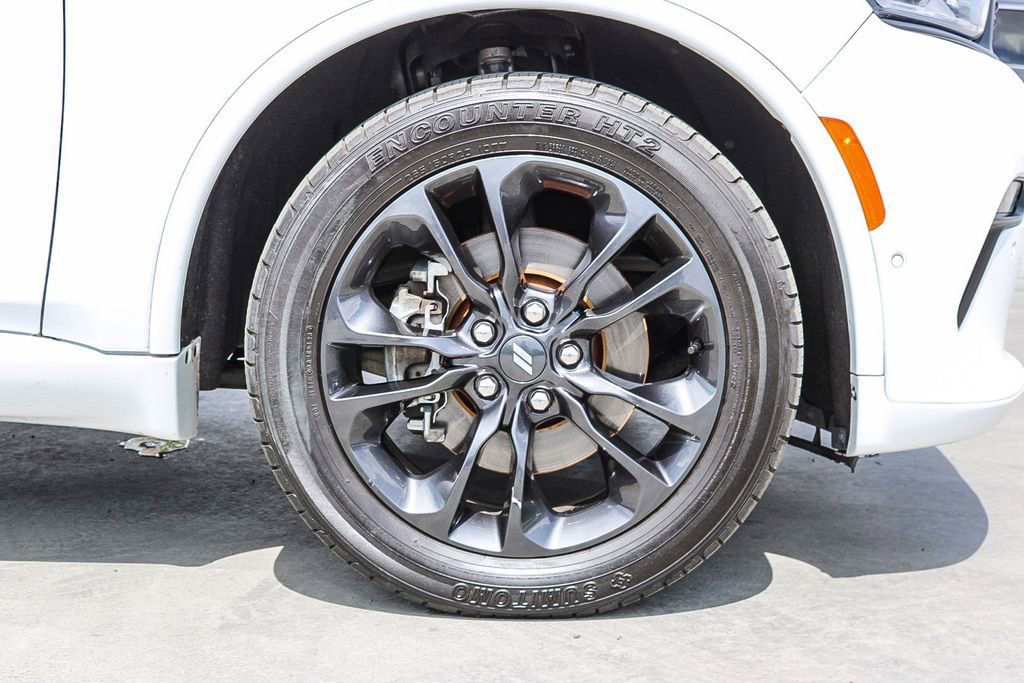 Used 2021 Dodge Durango R/T w/ Blacktop Package AWD/4WD image 11
