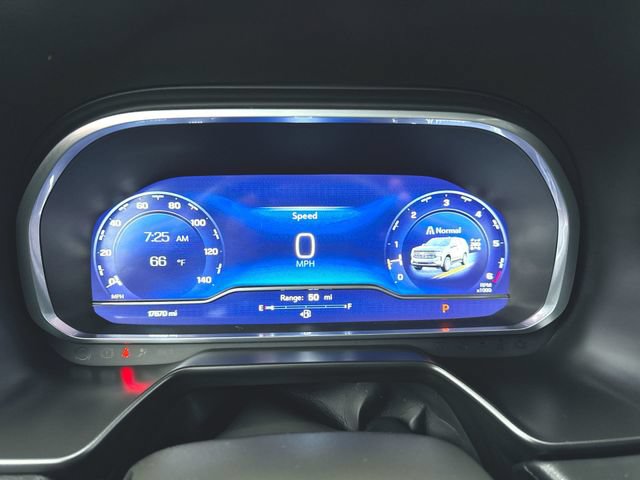 Used 2023 Chevrolet Tahoe Premier AWD/4WD image 11