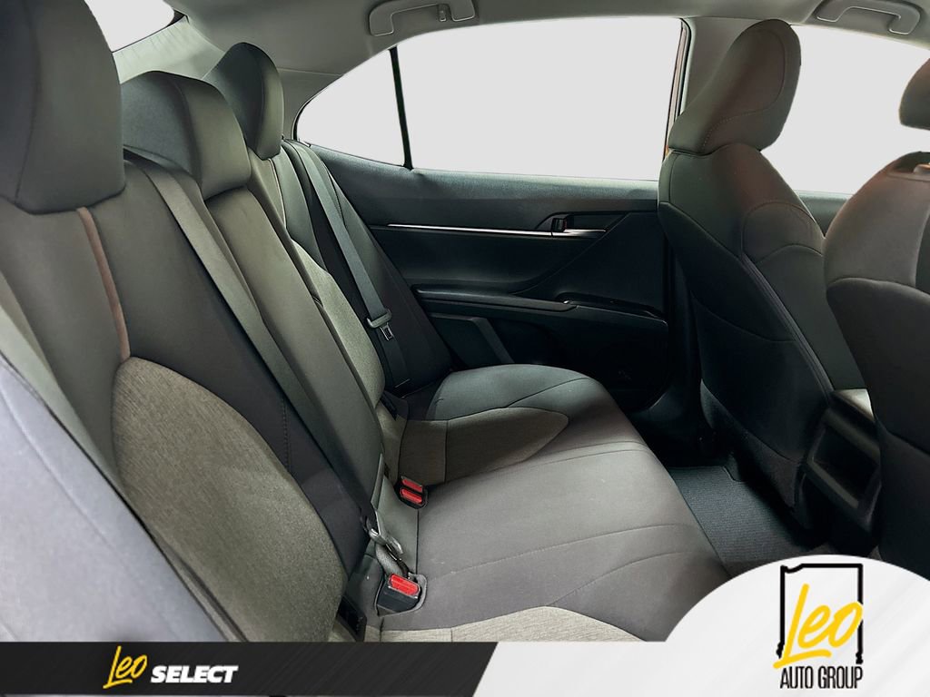 Used 2019 Toyota Camry LE image 24