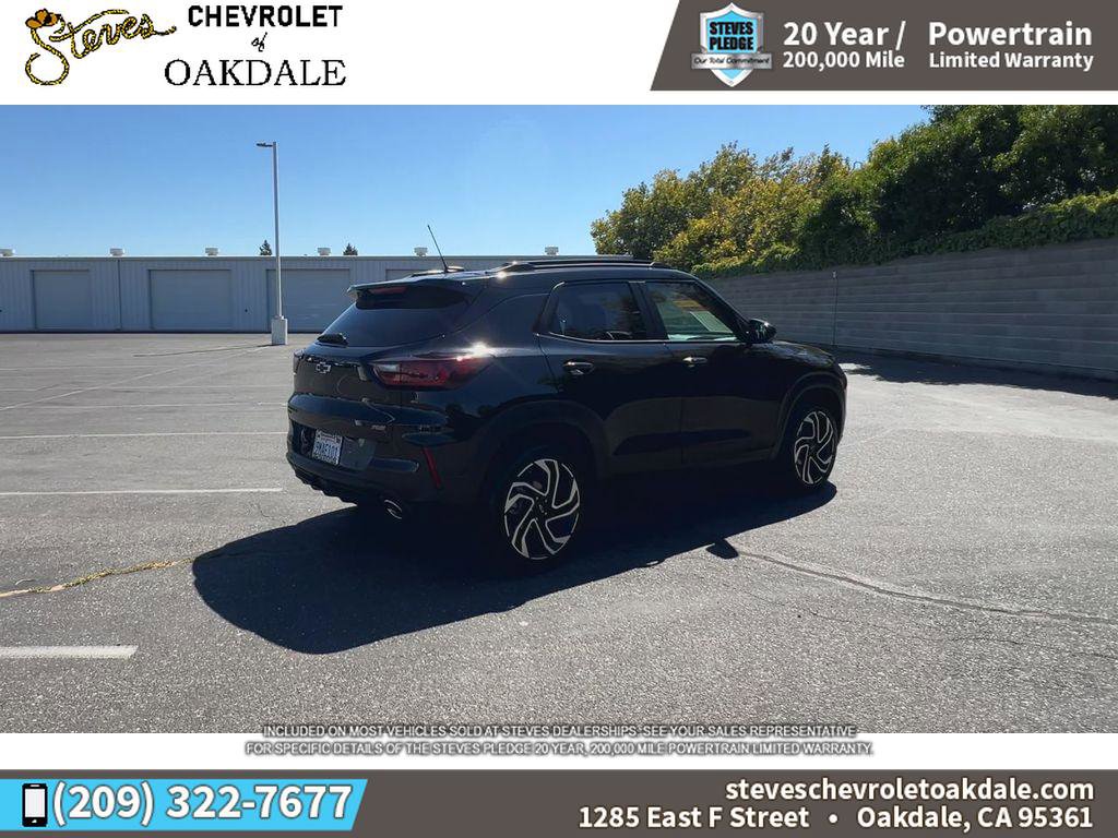 Certified 2024 Chevrolet TrailBlazer RS w/ Driver Confidence Package image 11