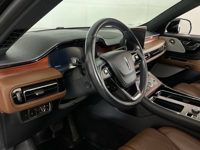 Used 2023 Lincoln Aviator Reserve w/ Equipment Group 201A AWD/4WD image 24