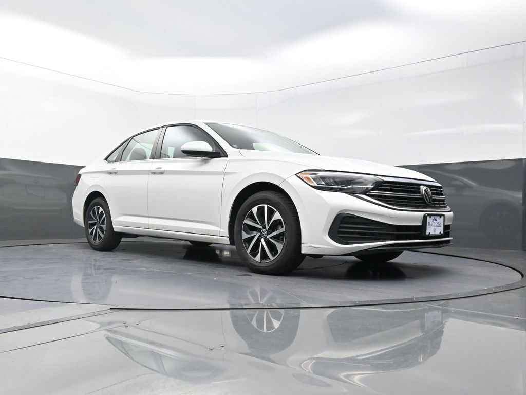 Used 2023 Volkswagen Jetta S image 21