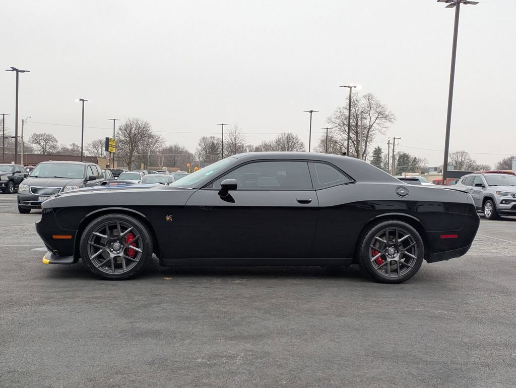 Used 2019 Dodge Challenger R/T Scat Pack w/ Shaker Package RWD image 5