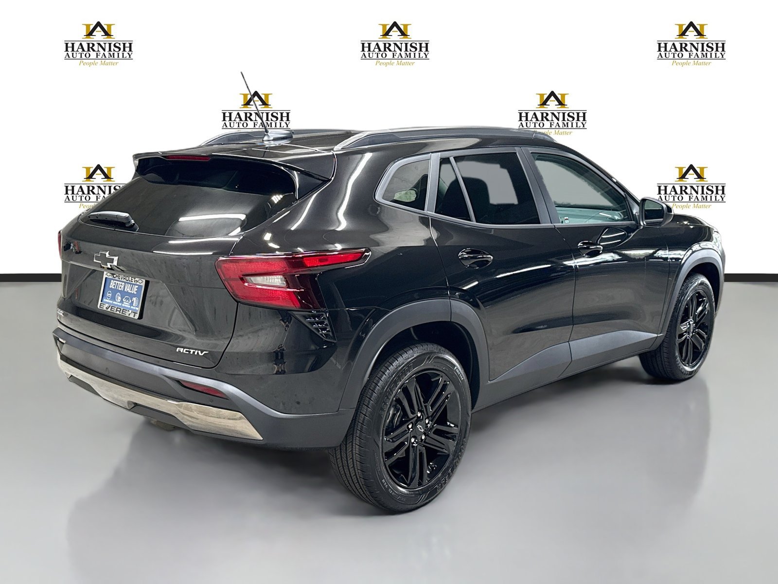 New 2026 Chevrolet Trax ACTIV w/ Sunroof Package FWD image 5