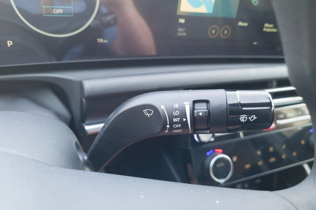 New 2026 Hyundai Santa Cruz SEL FWD image 25
