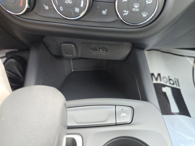 New 2026 Chevrolet Trax LS w/ LS Convenience Package FWD image 20