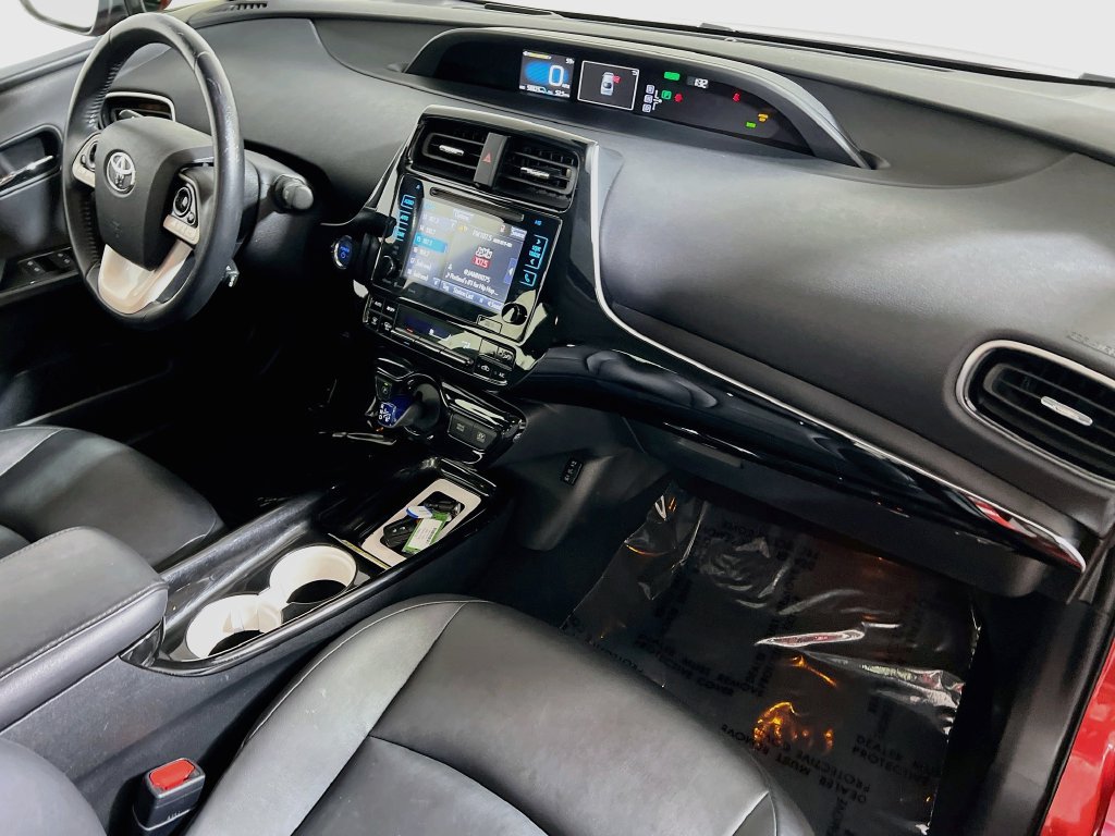 Used 2016 Toyota Prius Four w/ Advanced Technology Package FWD image 26