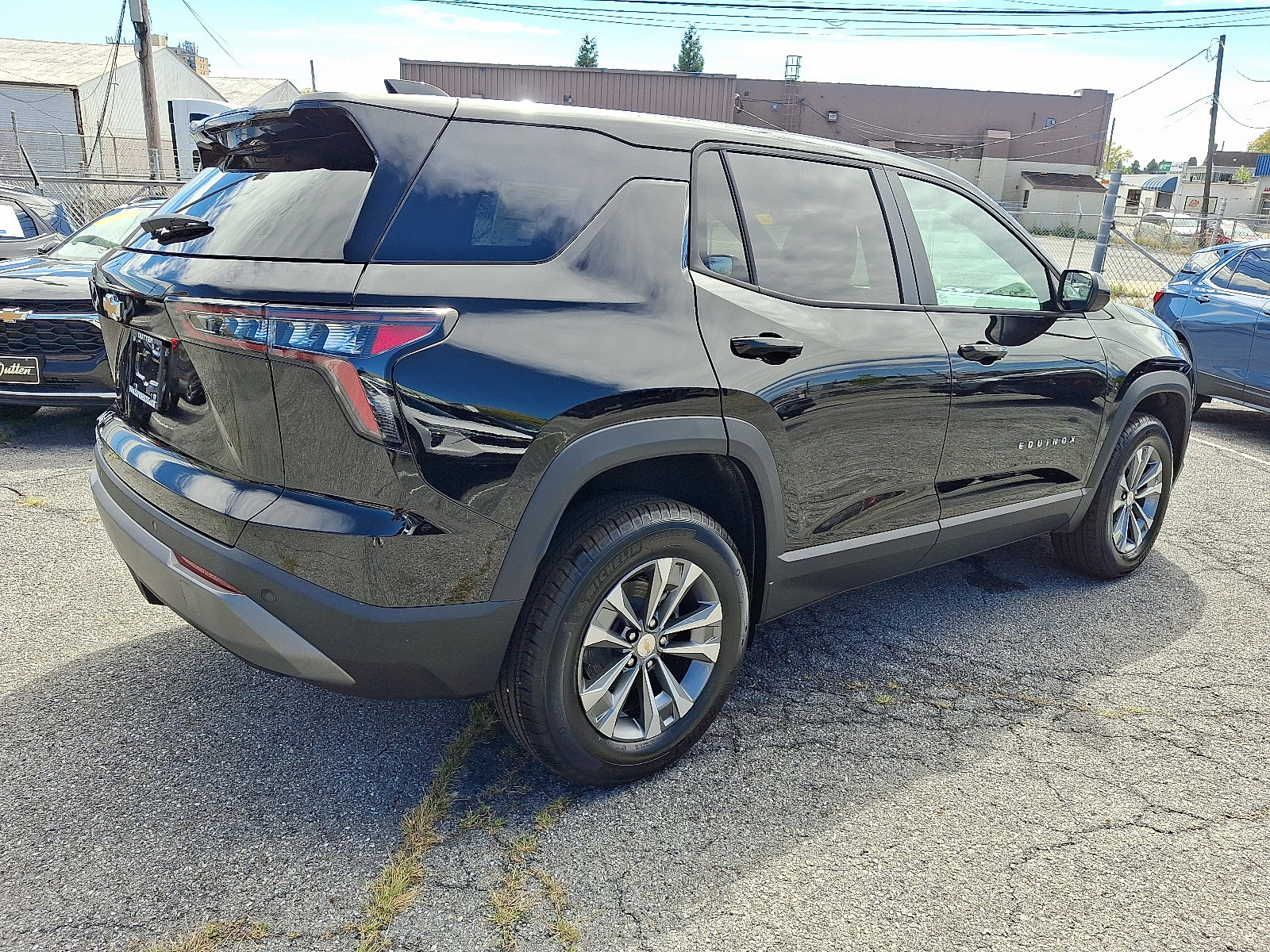 New 2027 Chevrolet Equinox LT AWD/4WD image 3