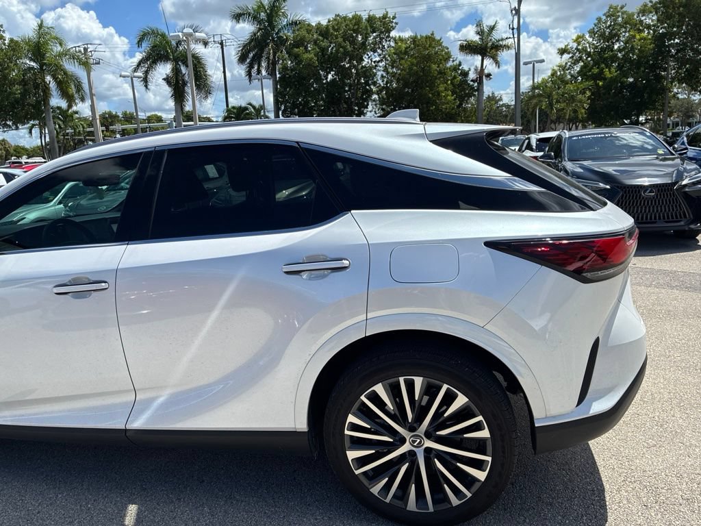 Used 2024 Lexus RX 350 w/ Technology Package AWD/4WD image 8