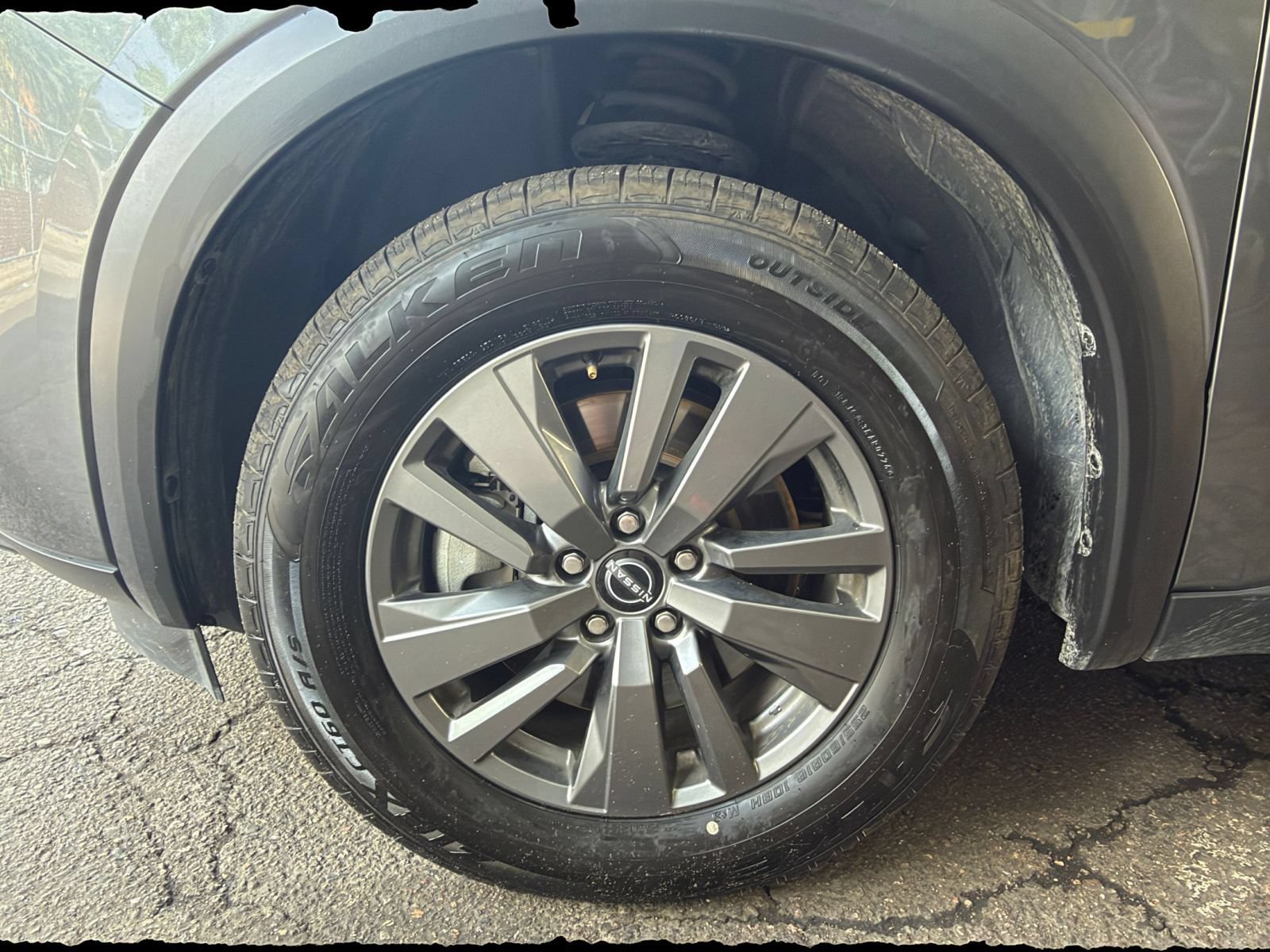 Used 2025 Nissan Pathfinder SV AWD/4WD image 27
