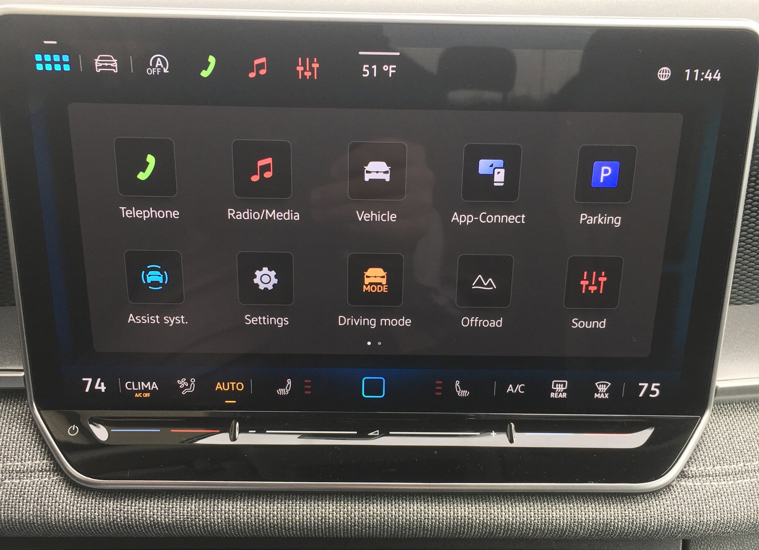 New 2026 Volkswagen Tiguan S AWD/4WD image 14
