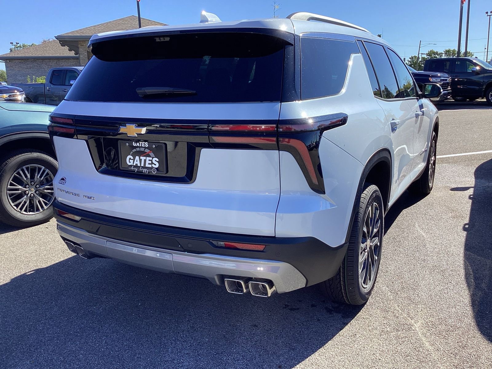 New 2026 Chevrolet Traverse LT image 3