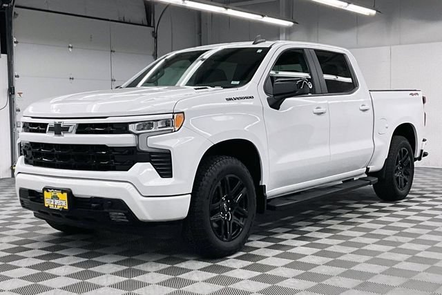 Used 2024 Chevrolet Silverado 1500 RST AWD/4WD image 13