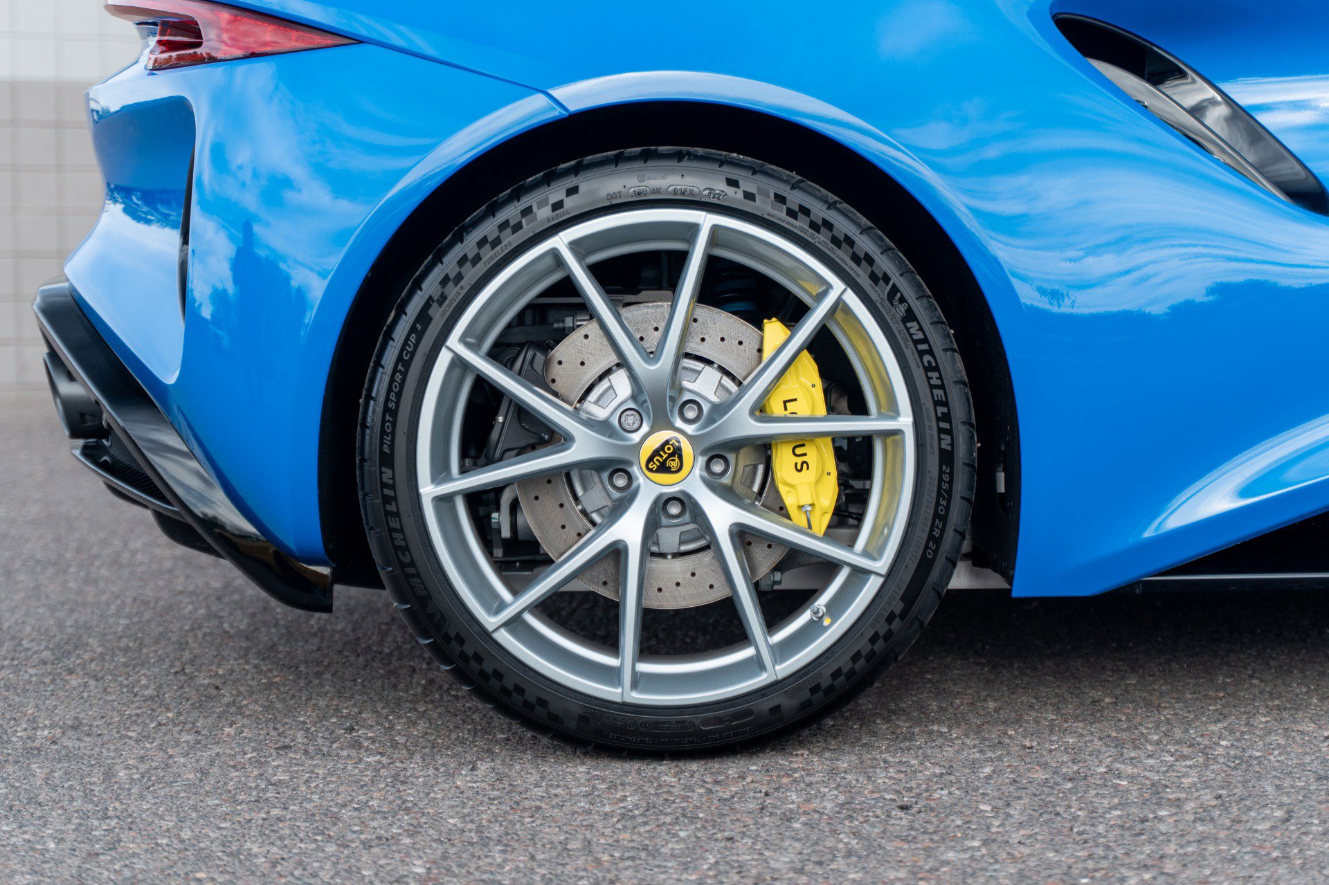 New 2026 Lotus Emira SE image 21