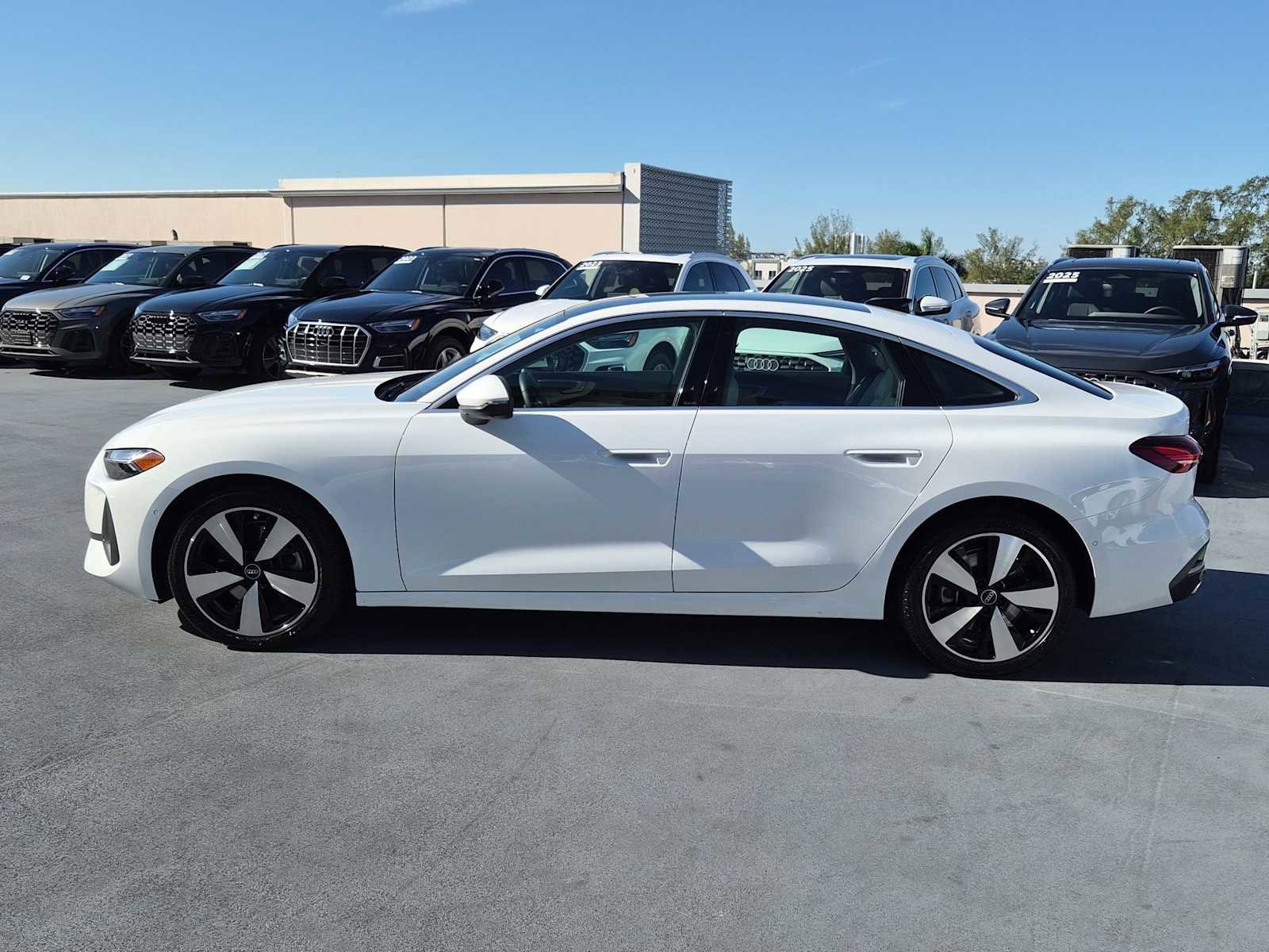 Used 2025 Audi A5 2.0T Premium Plus w/ Premium Plus image 3