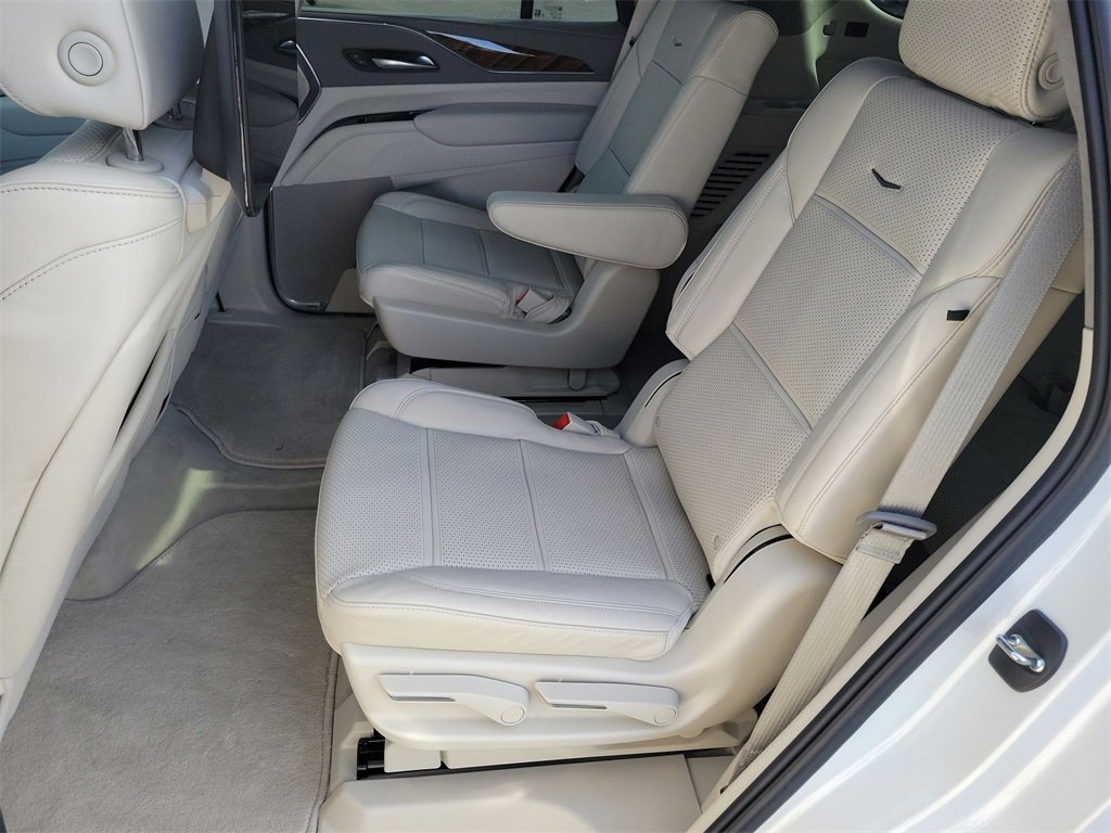 Used 2024 Cadillac Escalade Sport Platinum image 26