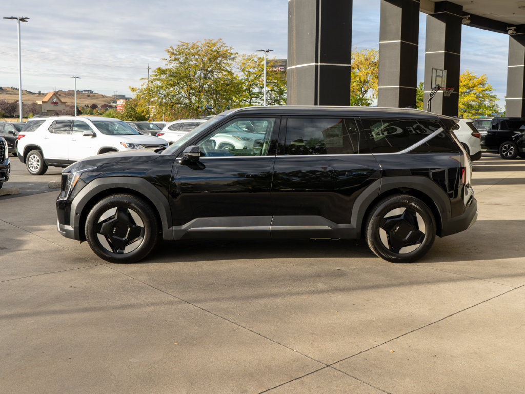 New 2026 Kia EV9 Wind AWD/4WD image 4