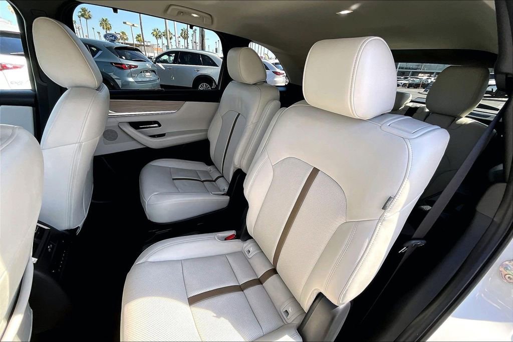 Certified 2024 MAZDA CX-90 Plug-In Hybrid w/ Premium Plus AWD/4WD image 15