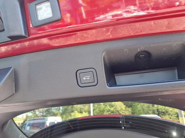 Used 2025 Chevrolet Equinox EV RS image 26