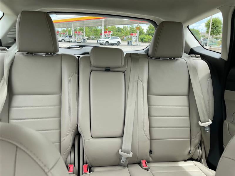 Used 2013 Ford C-MAX Energi SEL FWD image 53