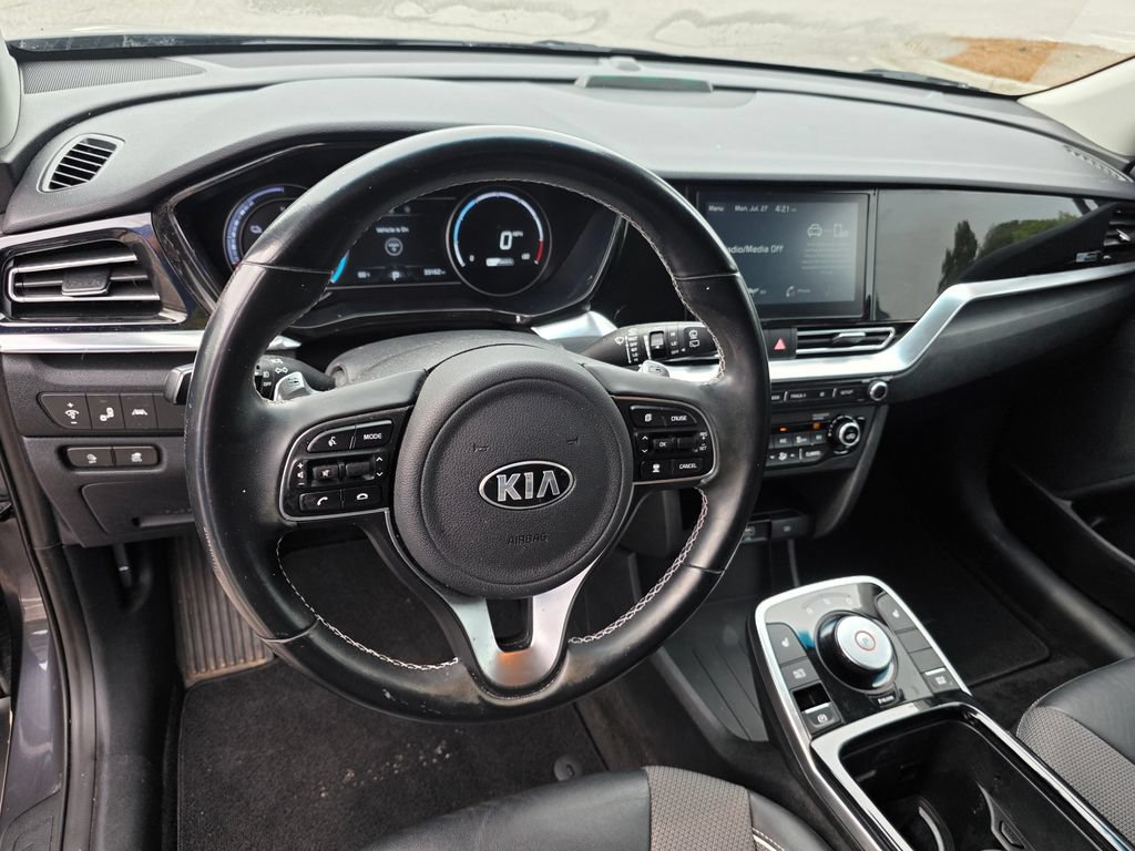 Used 2020 Kia Niro EX FWD image 15