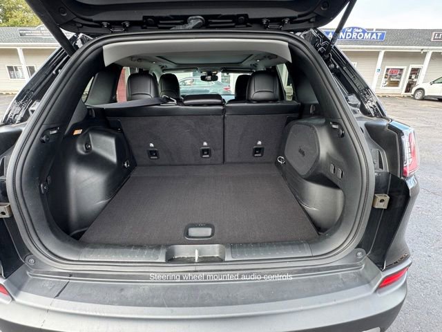 Used 2022 Jeep Cherokee Limited w/ Mopar Interior Package image 25