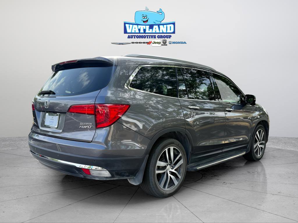 Used 2017 Honda Pilot Touring image 4