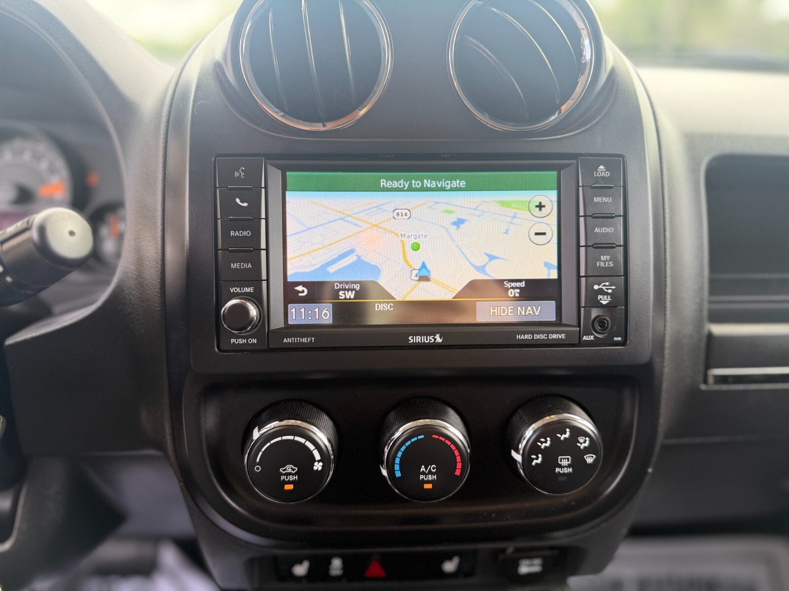 Used 2017 Jeep Patriot High Altitude AWD/4WD image 19