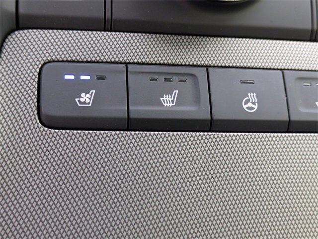 Used 2022 Hyundai Palisade Calligraphy image 30