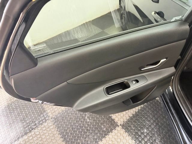 Used 2022 Hyundai Elantra SEL w/ Convenience Package image 31
