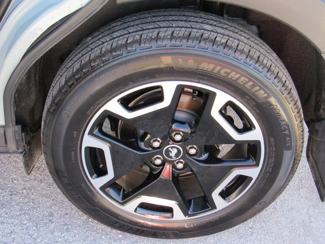 Used 2024 Ford Bronco Sport Outer Banks w/ Tech Package AWD/4WD image 15