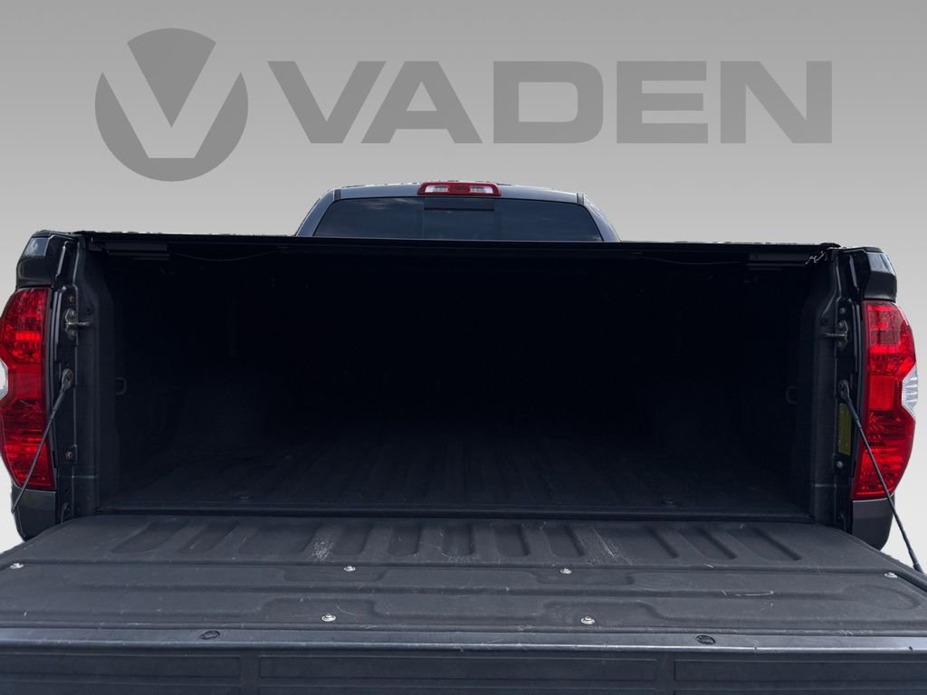 Used 2017 Toyota Tundra SR5 w/ SR5 Upgrade Package image 21