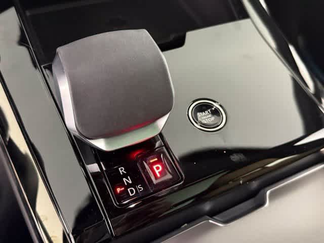New 2026 Land Rover Range Rover Sport Dynamic SE AWD/4WD image 27