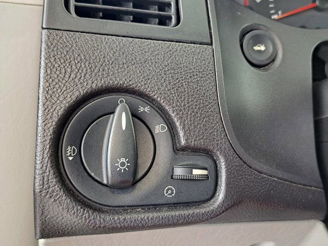 Used 2007 Ford Focus SE FWD image 13