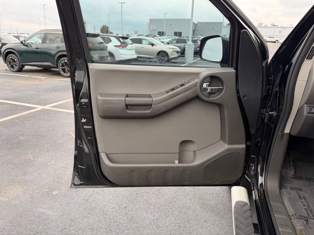 Used 2012 Nissan Xterra S w/ Value Package AWD/4WD image 13