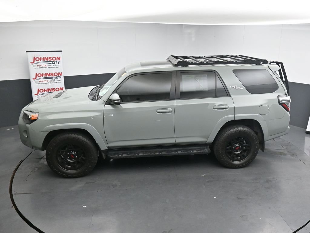 Used 2023 Toyota 4Runner TRD Off-Road Premium w/ Moonroof Package AWD/4WD image 13