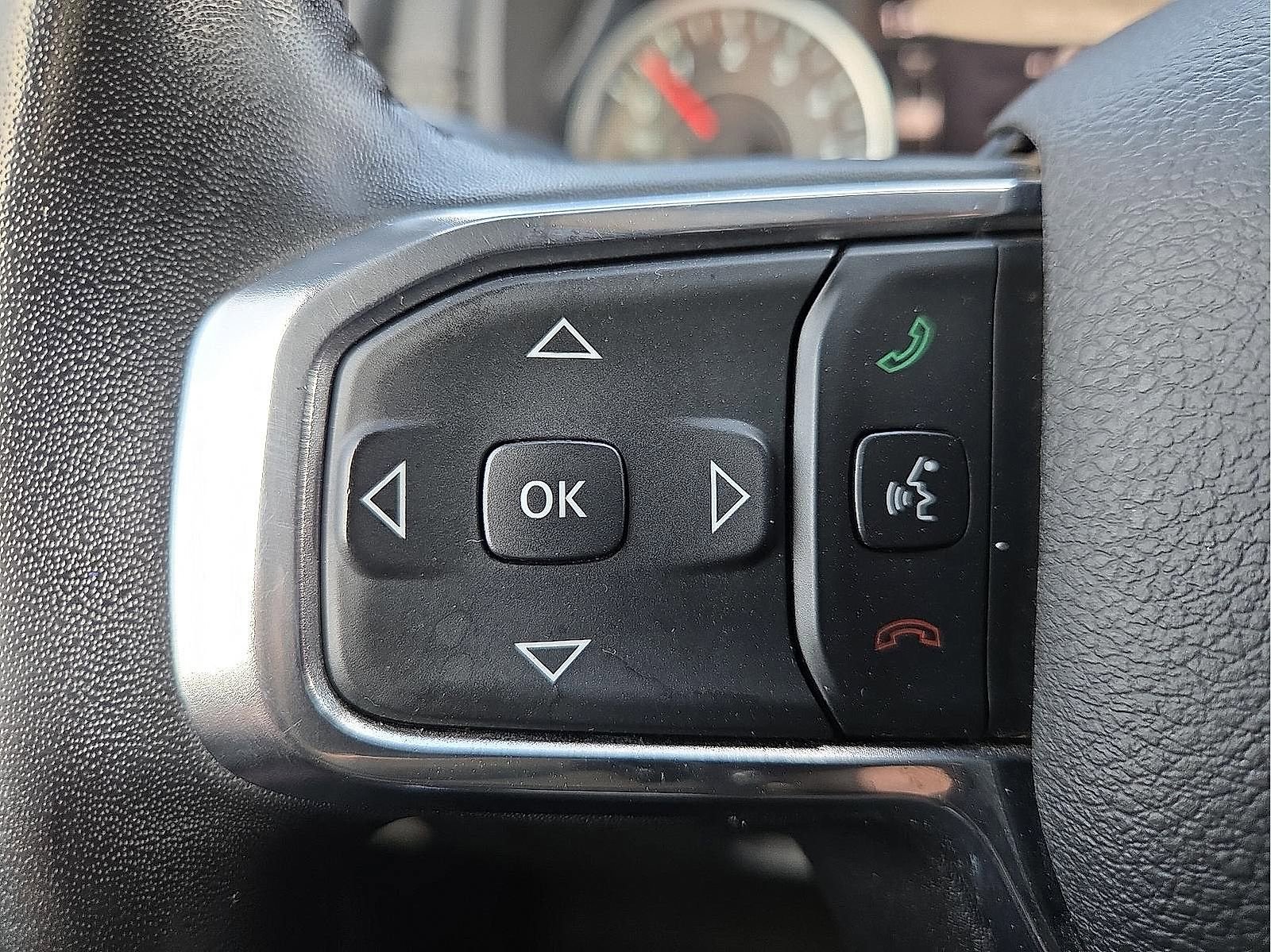 Used 2024 RAM 1500 Laramie image 19