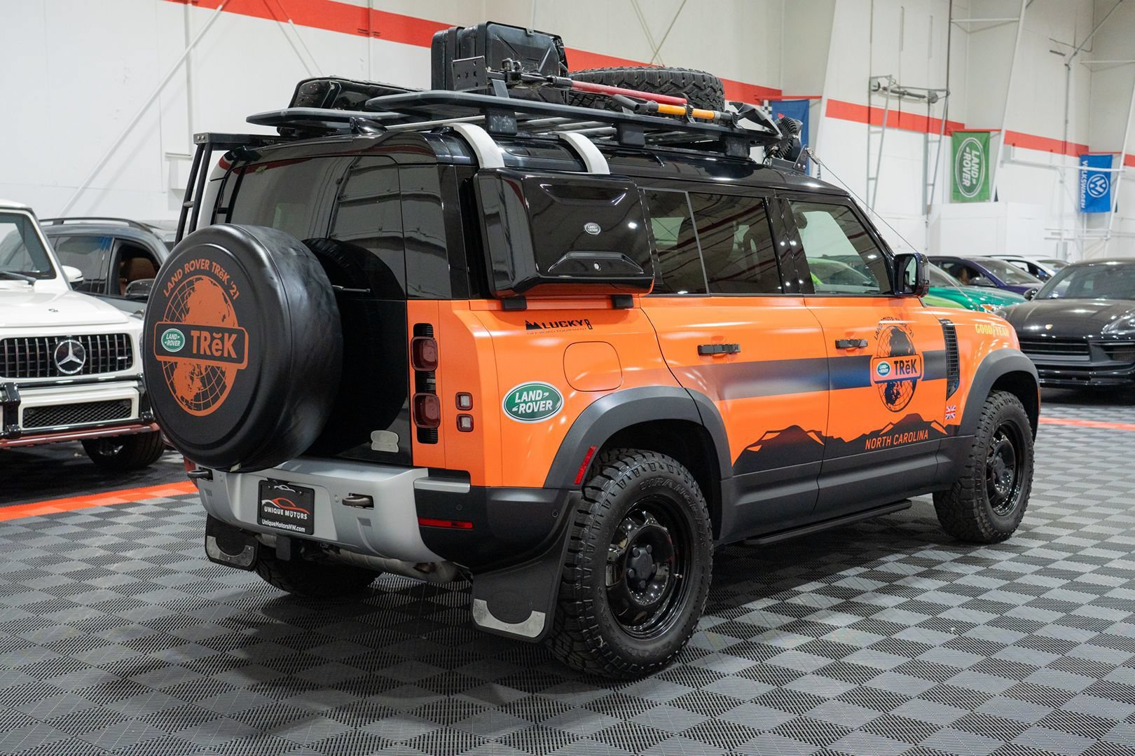 Used 2022 Land Rover Defender 110 S AWD/4WD image 6