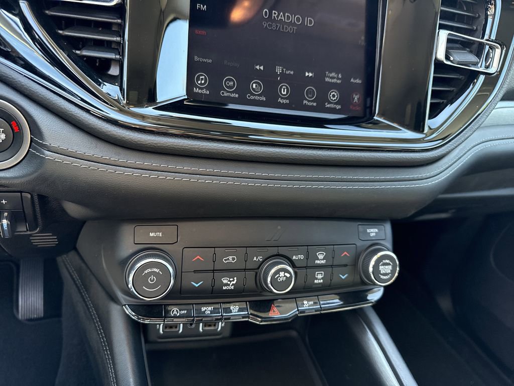 Used 2021 Dodge Durango SXT w/ Trailer Tow Group IV image 28