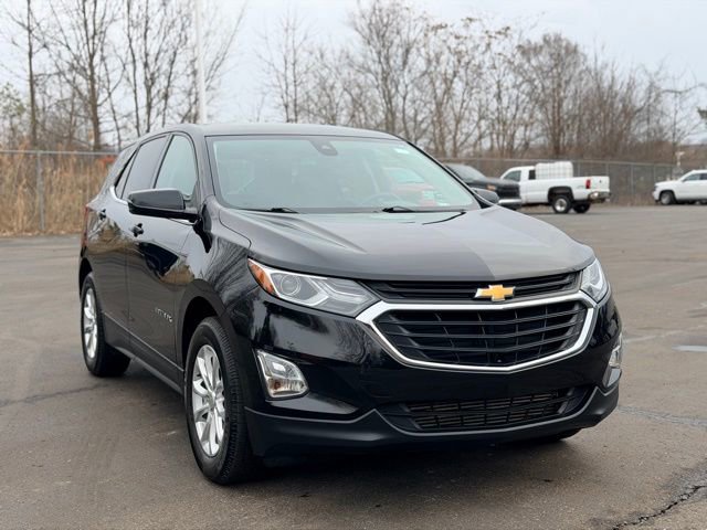 Used 2019 Chevrolet Equinox LT w/ Driver Convenience Package image 4