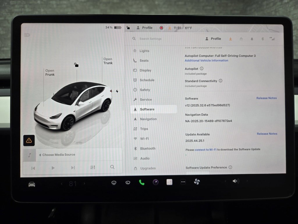 Used 2023 Tesla Model Y Long Range image 21
