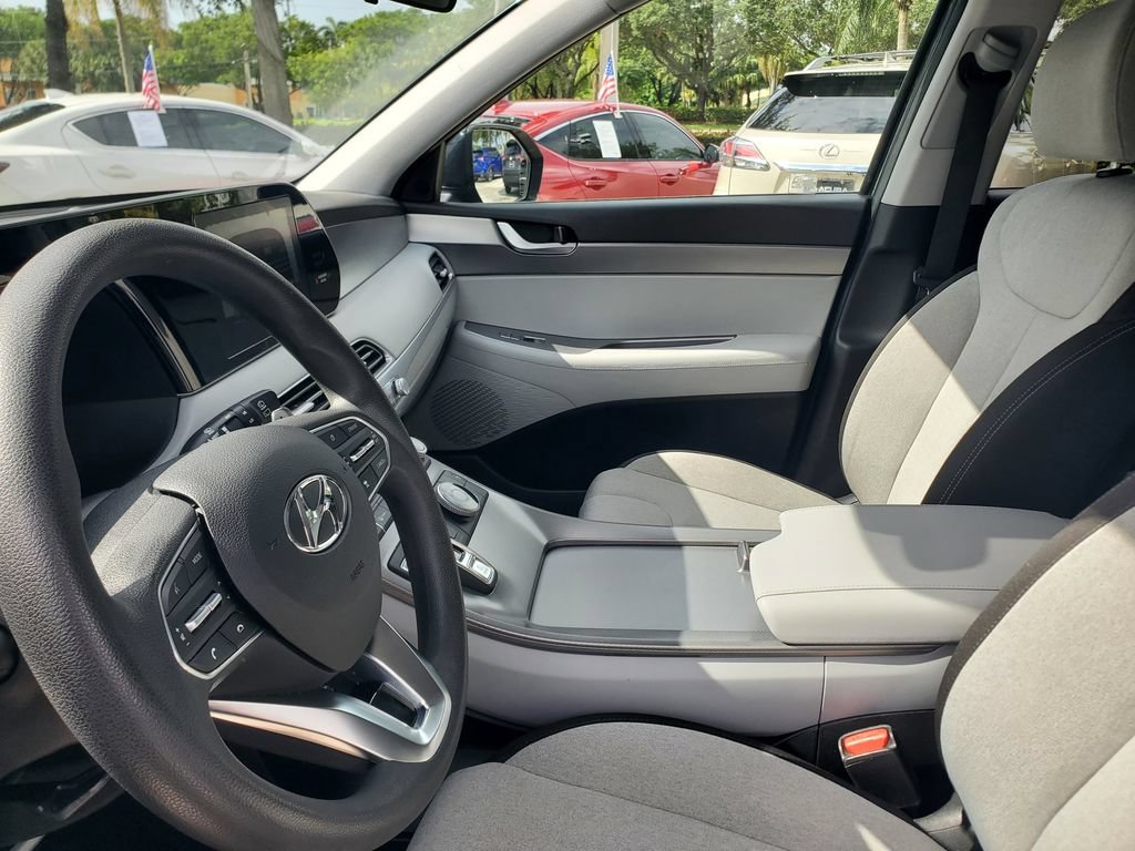 Used 2020 Hyundai Palisade SE FWD image 16