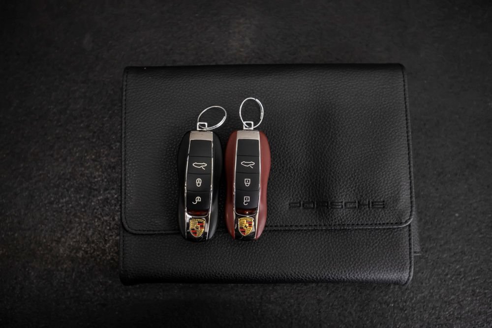 Used 2018 Porsche 911 Carrera 4S AWD/4WD image 44