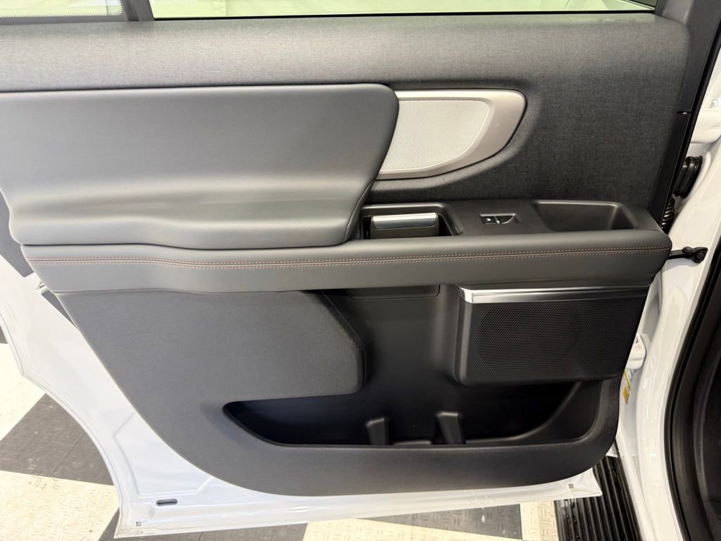 New 2025 Ford Expedition Max Active image 22